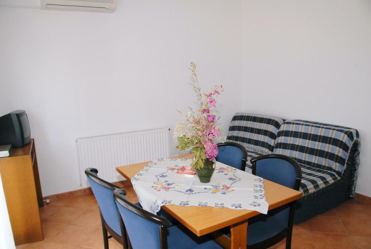 Apartmani Bauk Poreč Exterior foto